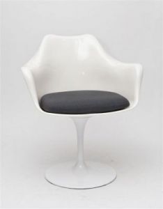 Krzesło TulAr biały/szara poduszka